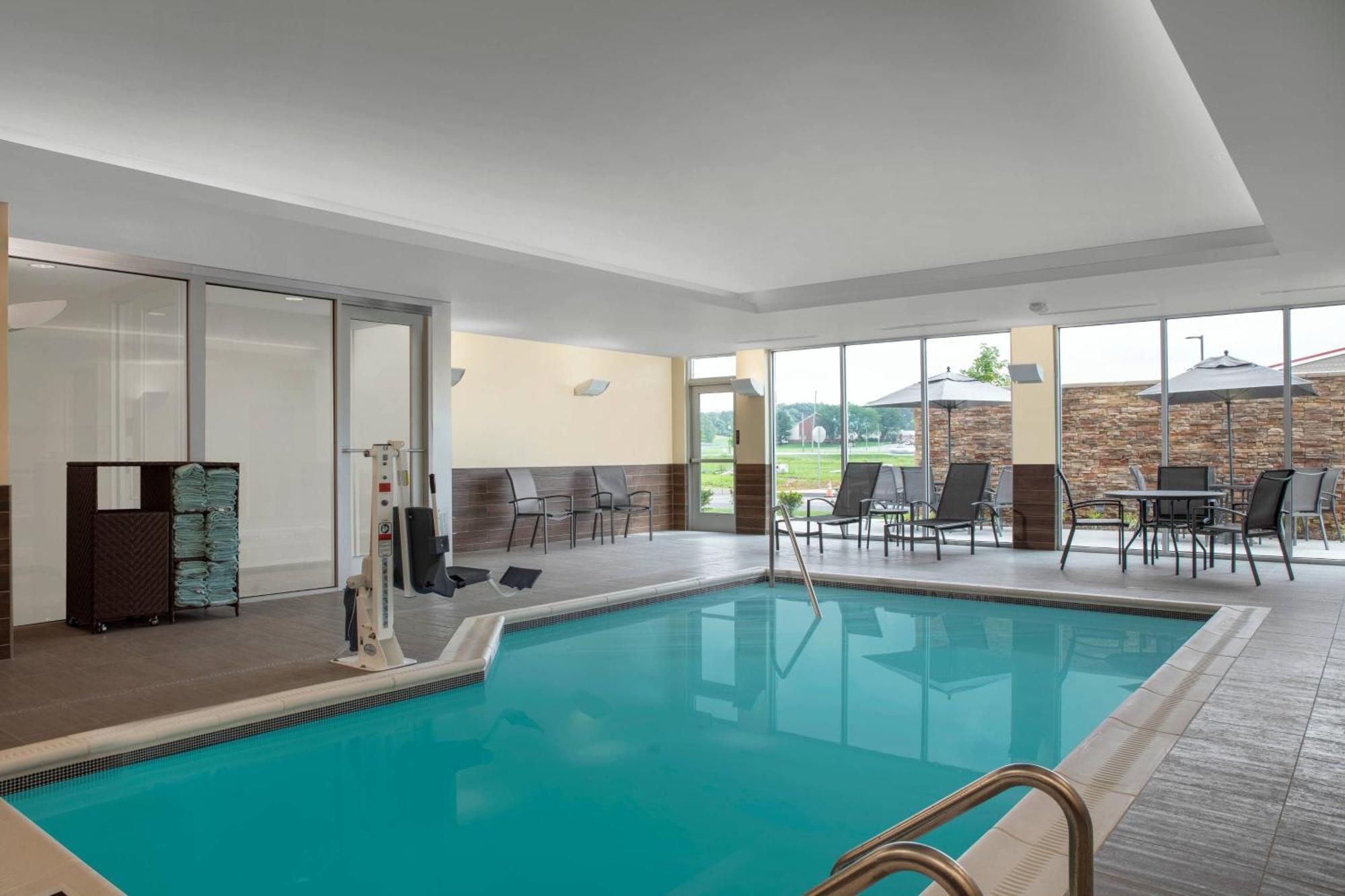 Fairfield By Marriott Inn & Suites Lebanon Near Expo Center Exteriör bild